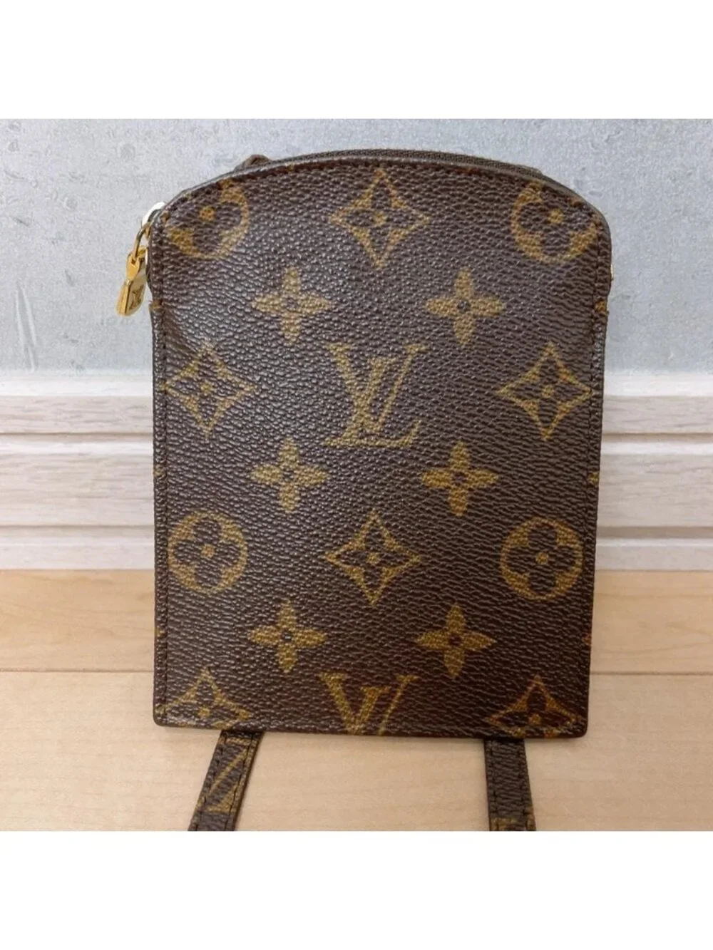 Louis Vuitton Monogram Pochette Cles